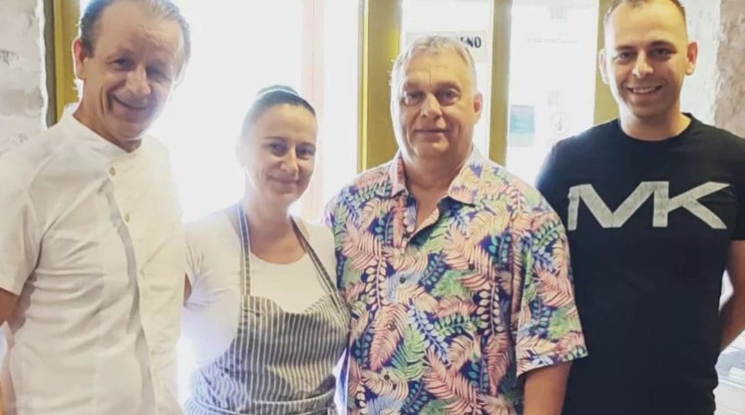 PONOSNO OBJAVILI FOTOGRAFIJU Mađarski predsjednik posjetio dalmatinsku konobu: "Bila nam je čast ugostiti Viktora Orbana"
