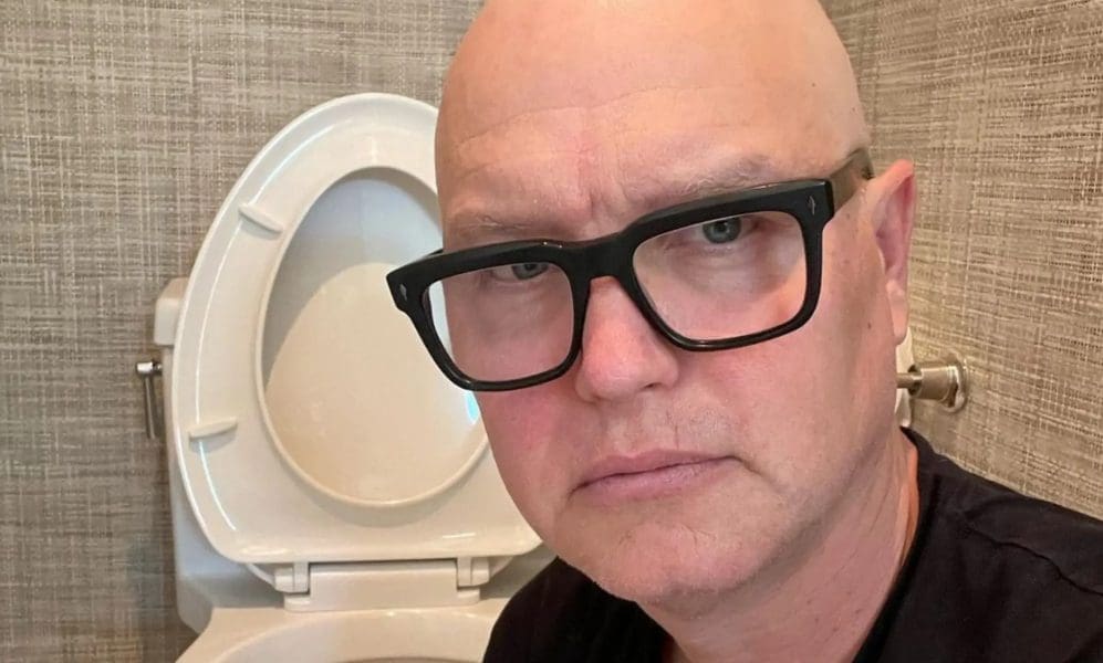 Poznati pjevač pobijedio rak u četvrtom stadiju: "CT snimka je sada čista"