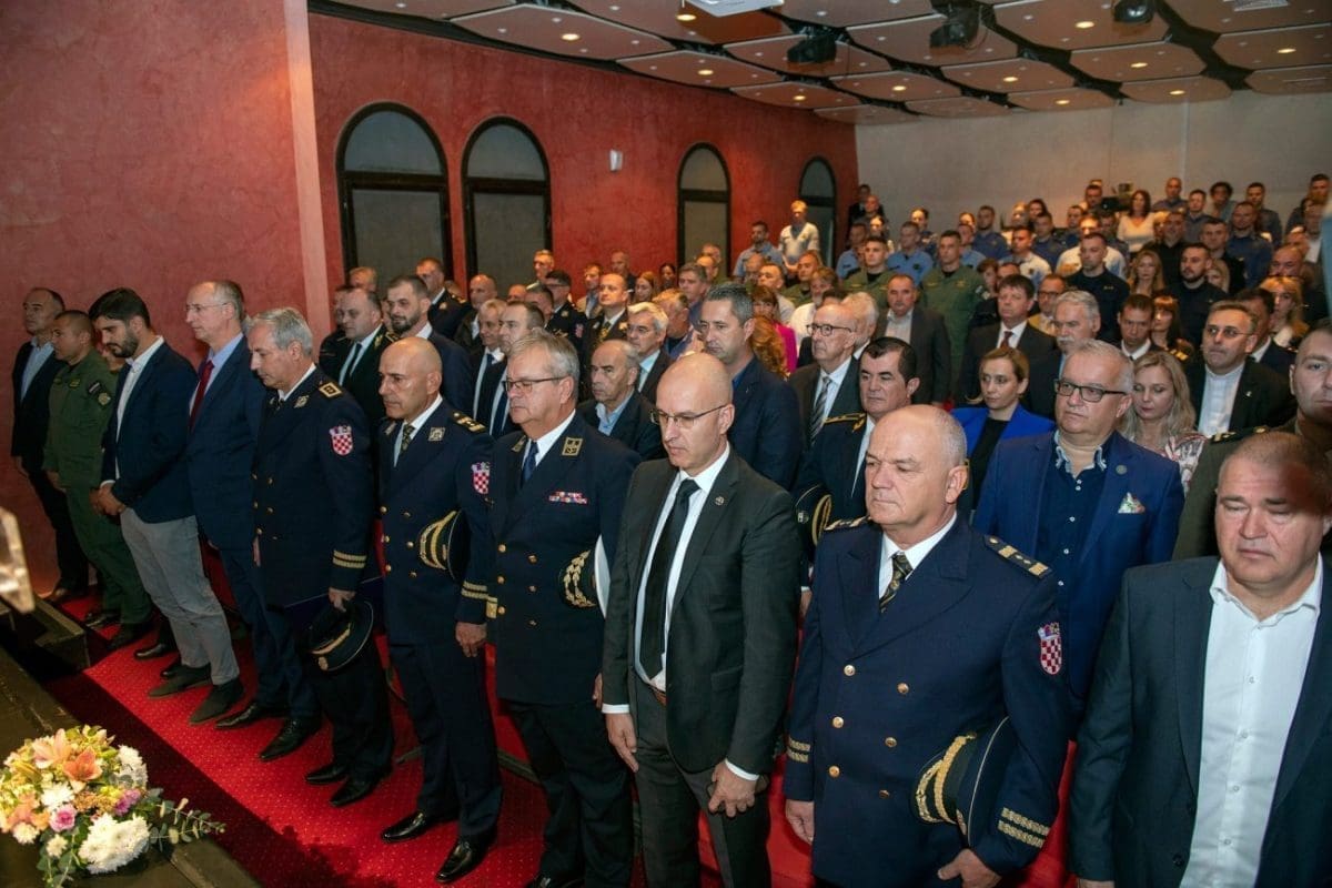 SVEČANOST U SPLITU Policija slavi svoj Dan i blagdana svetog Mihovila: "Split je siguran grad - rečenica je koja najbolje opisuje rad policije"