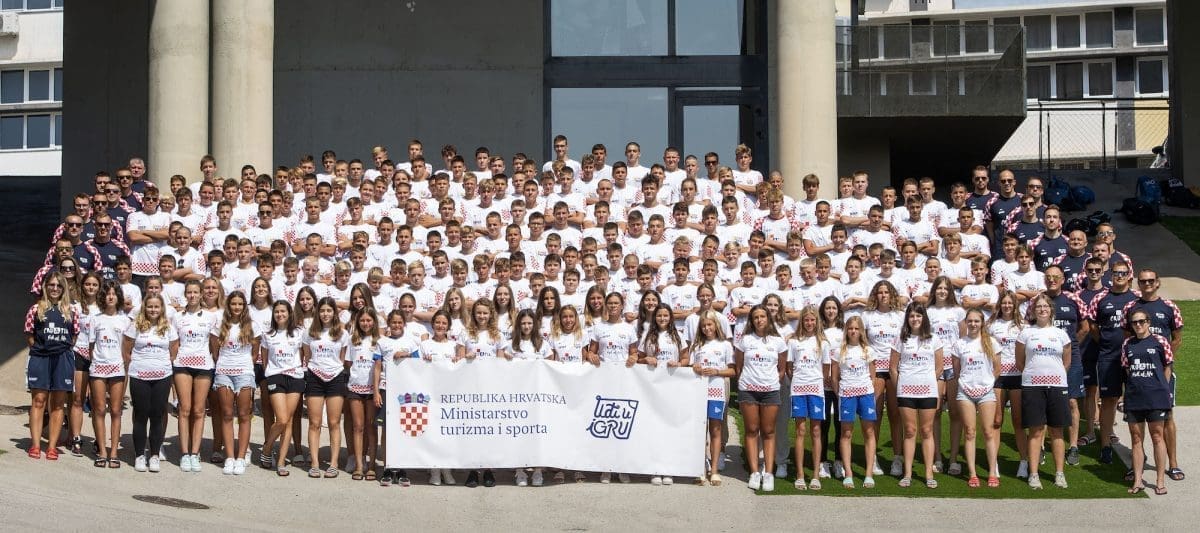 Mlade vaterpolistice i vaterpolisti u Splitu! Kamp HVS – a okupio mlade uzdanice hrvatskog vaterpola