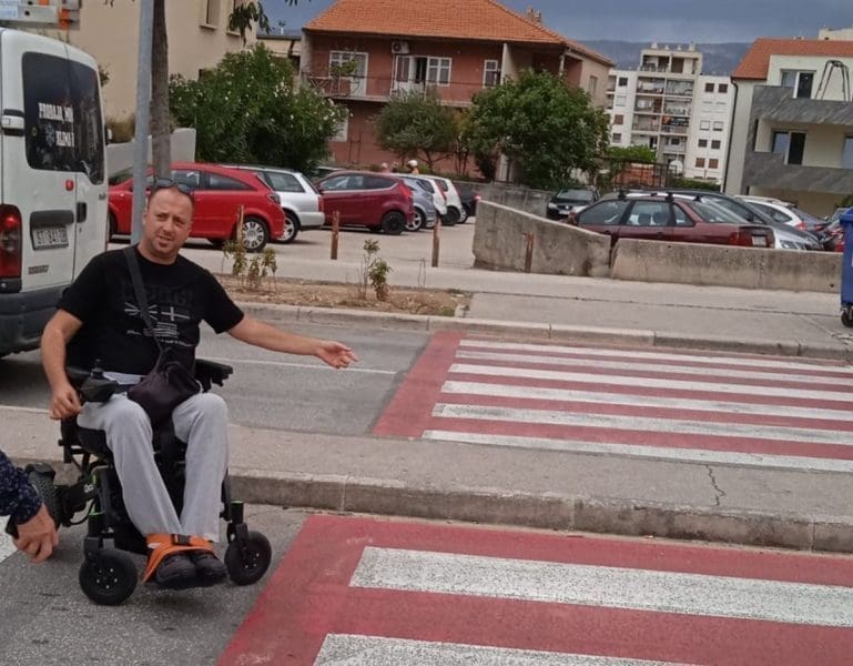 VELIKI PROJEKT DOMOVINSKOG POKRETA: Obilazimo sve kotare i mapiramo infrastrukturu neprilagođenu osobama s invaliditetom
