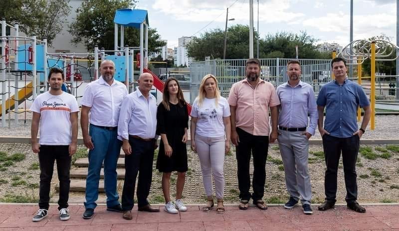 "Dragi Neslanovčani, imate za koga glasati, dajte podršku vrijednim ljudima iz Inicijative Za naš Neslanovac"