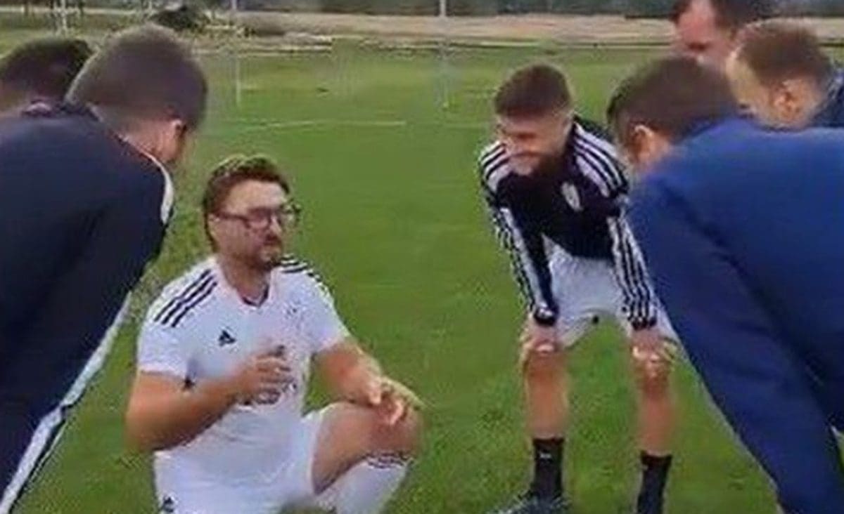 URNEBESEN VIDEO KRUŽI DRUŠTVENIM MREŽAMA Ljudi ga masovno dijele: "Ti, ti, ti, ti i vas četvorica čuvate Livaju"