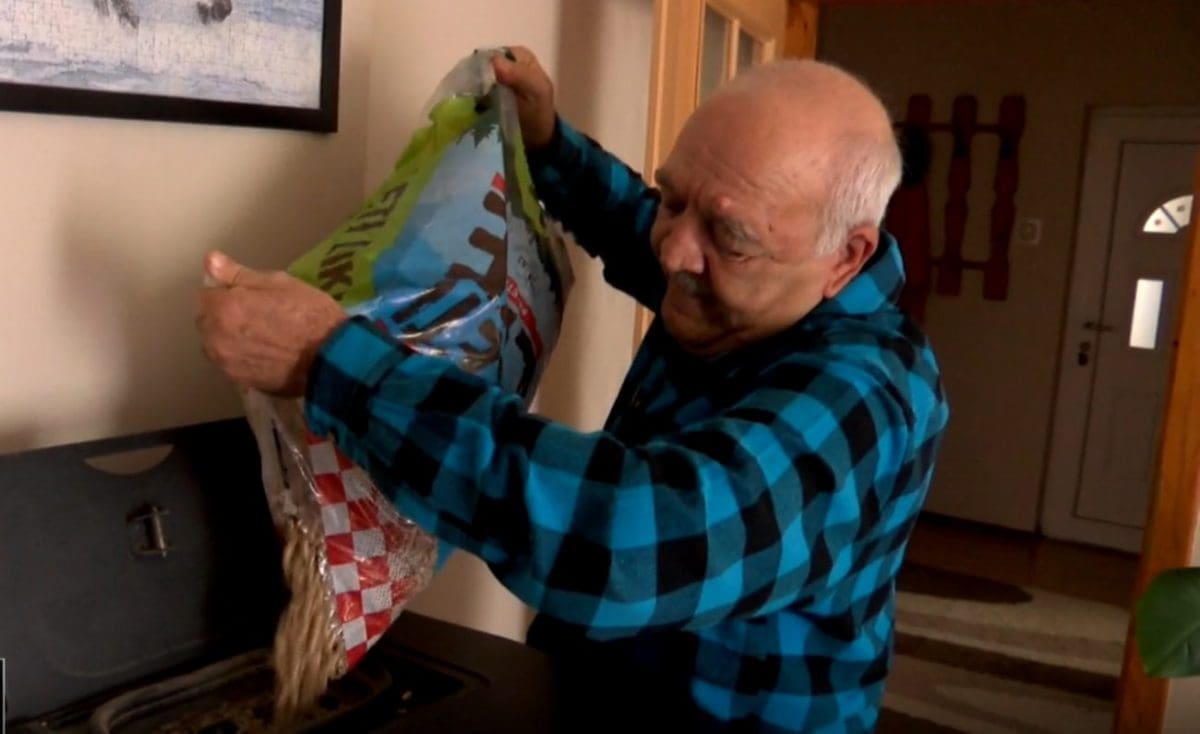 ASTRONOMSKO POSKUPLJENJE Cijena peleta porasla 200 posto u godinu dana: "Koronu smo preživjeli, a zimu - sumnjam"