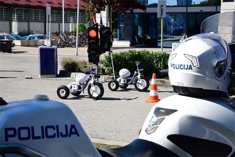 U ponedjeljak počinje škola: pazimo u prometu na najmlađe!