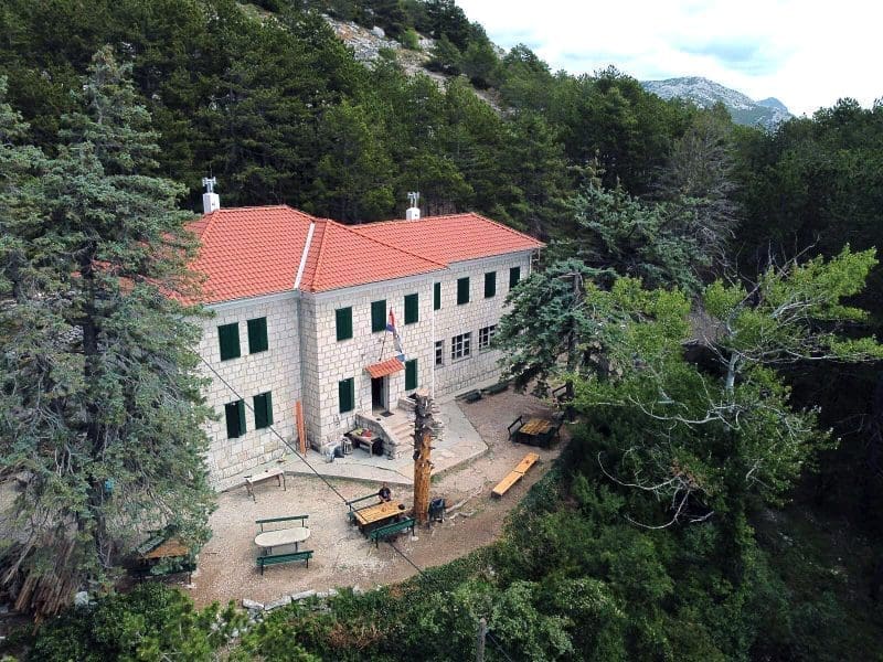 STIGAO JE I TAJ TRENUTAK Prvi vikend u listopadu otvara se obnovljeni planinarski dom Umberto Girometta na Mosoru