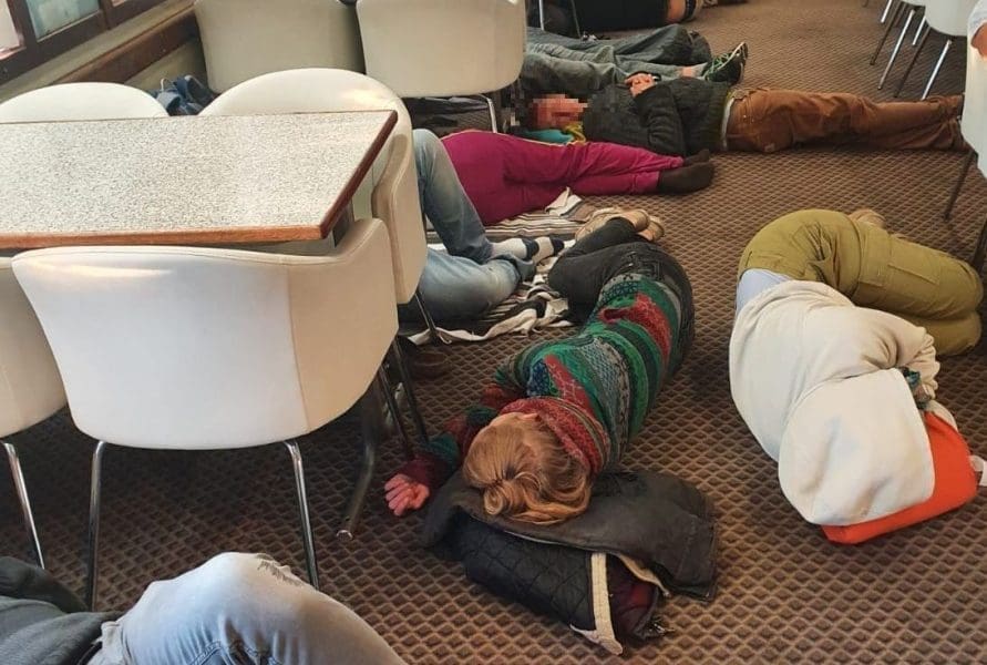 NJIMA JUTROS NIŠTA NE SMETA Pogledajte prizor iz trajekta koji je isplovio s Visa...