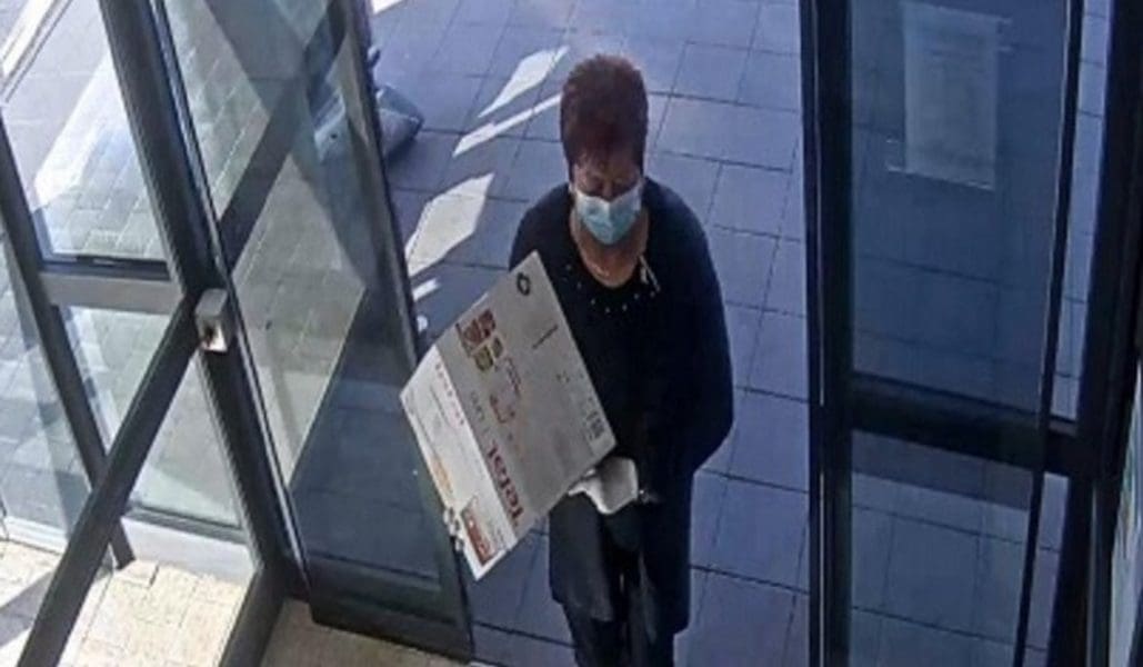 PREPOZNAJETE LI OVU ŽENU? Policija je traži, evo što je napravila