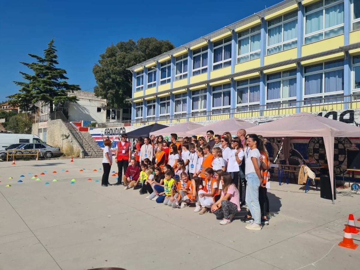 Mali Lučani biciklirali za pomoć udruzi oboljelih od celebralne paralize - Udruga Srce: "Lučka biciklijada 'živi' i dalje, čak i kada nemamo financijsku podršku"