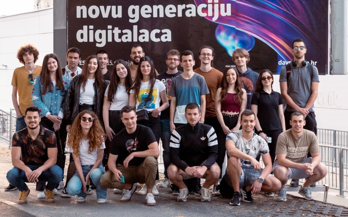 DUMP traži nove članove: Prijavi se na DUMP Internship i ispuni svoj CV!