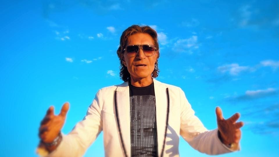 Stavros se javio iz bolnice: "Sav sam u žicama, prepun katetera