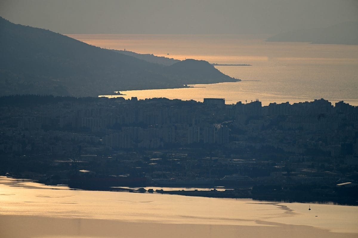 ISPOD SUNCA ZLATNOGA Pogled na Split s ove lokacije oduševljava. Znate li gdje se nalazi predivno izletište "Jezero"?