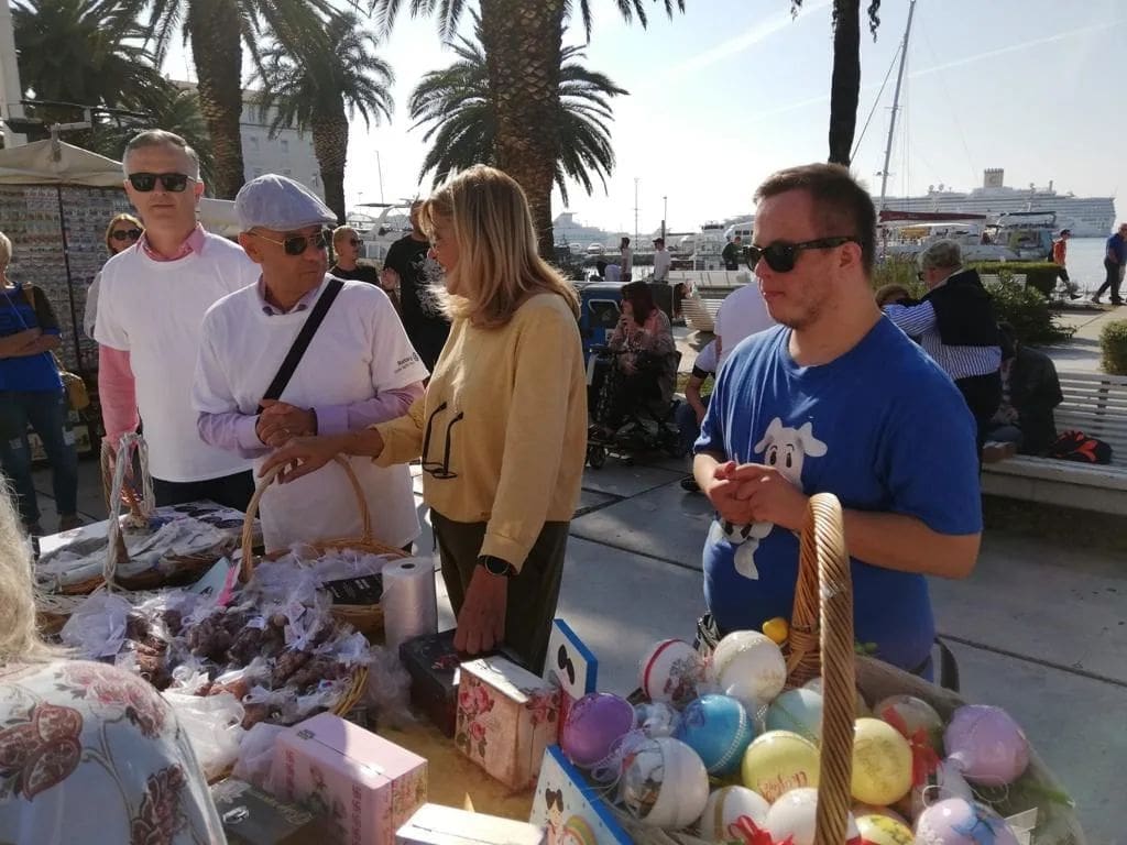 rotary-club-split-novi-foto-riva (1)