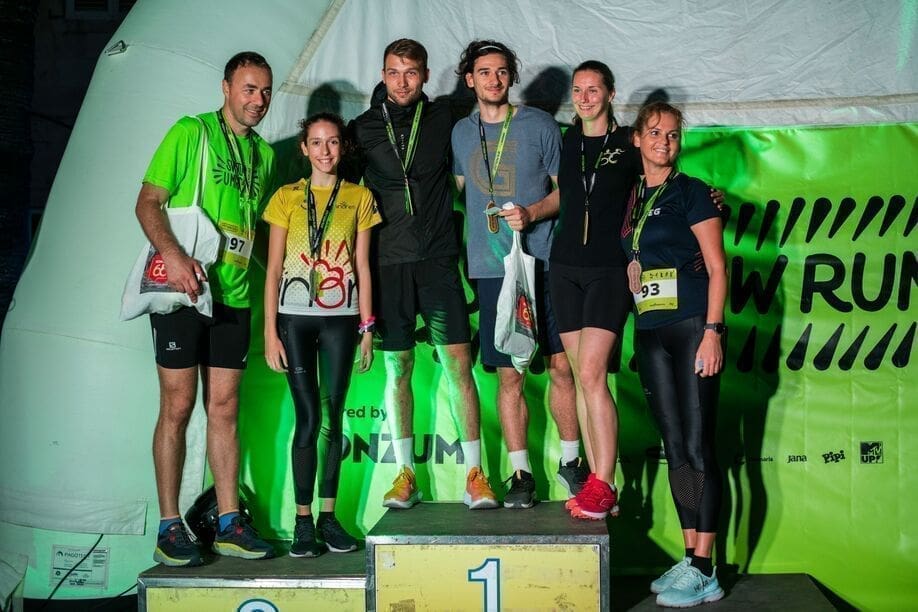 split-svitlo-u-mraku (1)