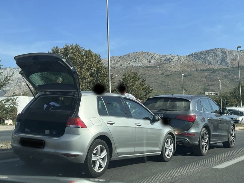 NESREĆA Sudar osobnih automobila na izlazu iz Splita