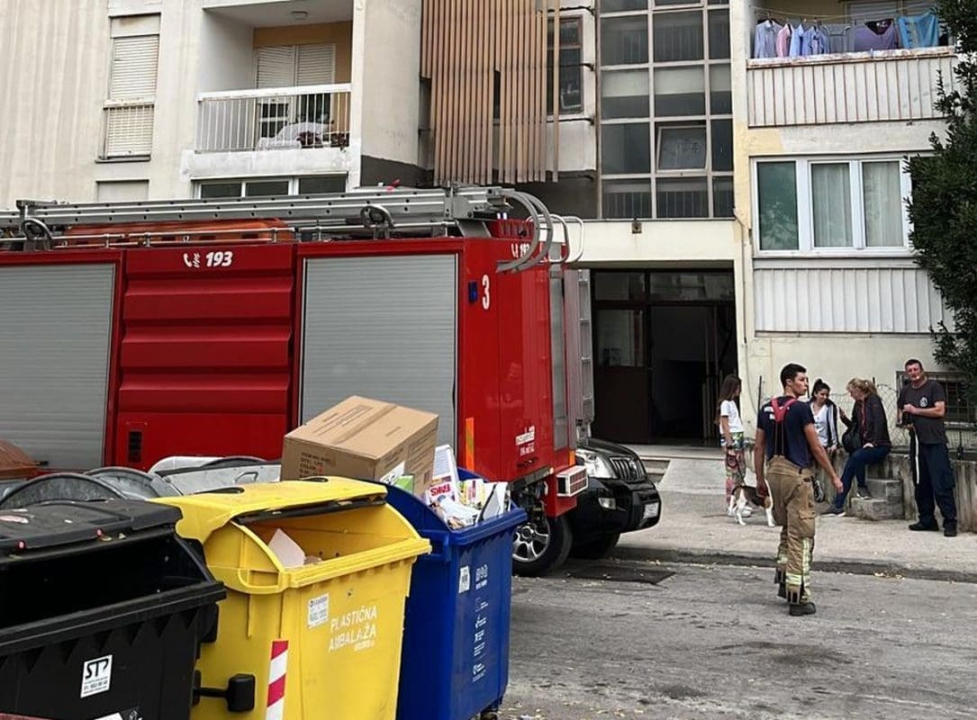 DRAMA U SPLITU U stanu se zapalio lonac. Starija gospođa nije mogla otvoriti vrata...