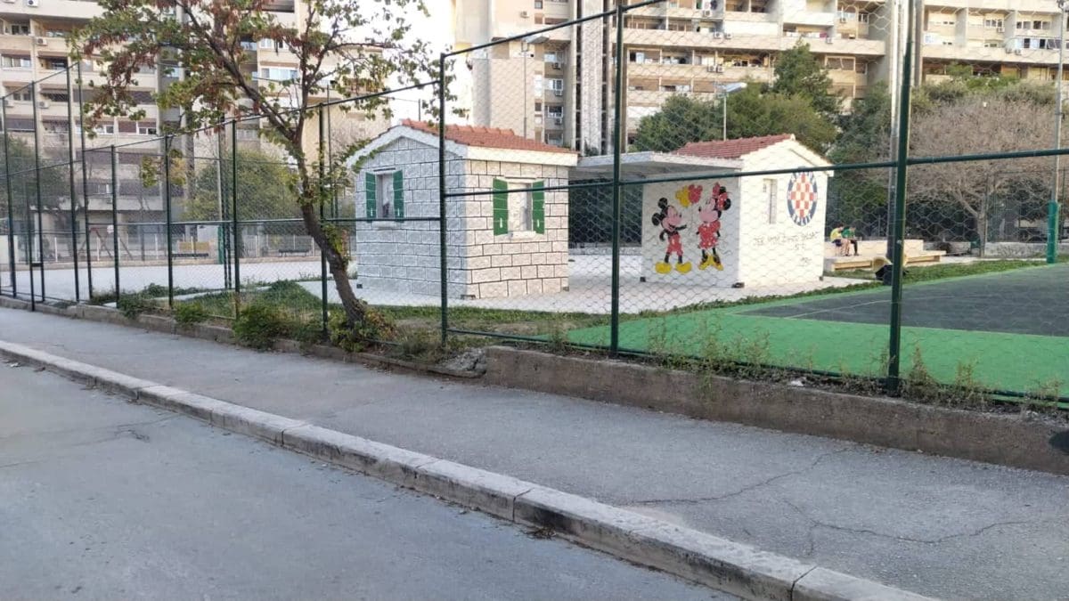 ZLATNI PRIMJER SPLITA Dok čekaju na kotarsku vlast, ekipa 'Splita 3' odlučila preuzeti stvari u svoje ruke