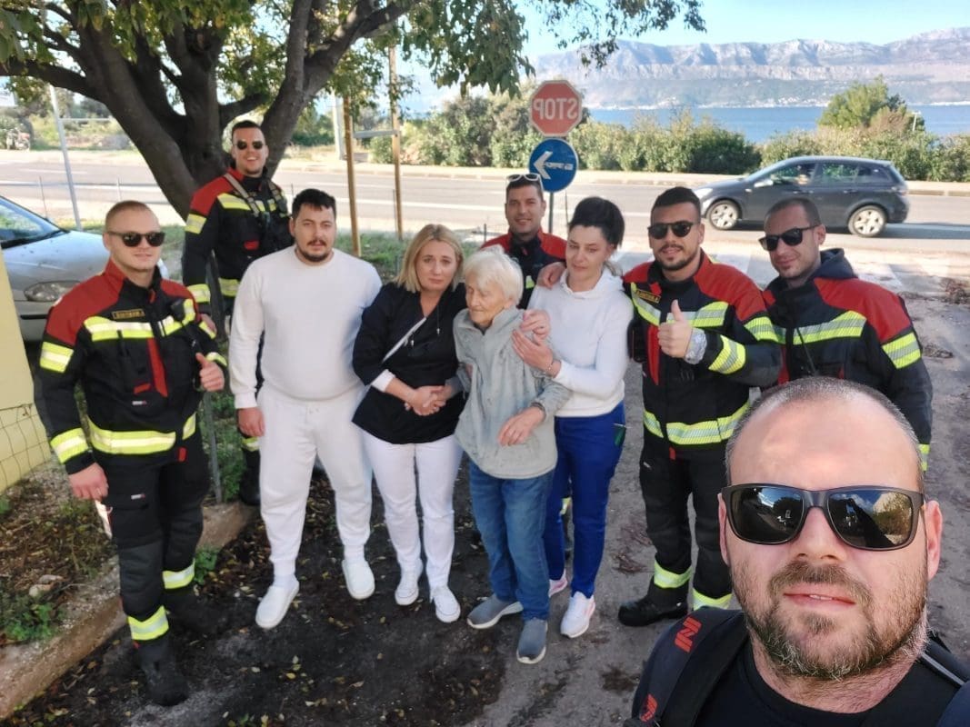 SRETNO OKONČANA POTRAGA ZA BAKOM NA BRAČU "Pronađena je živa i zdrava"