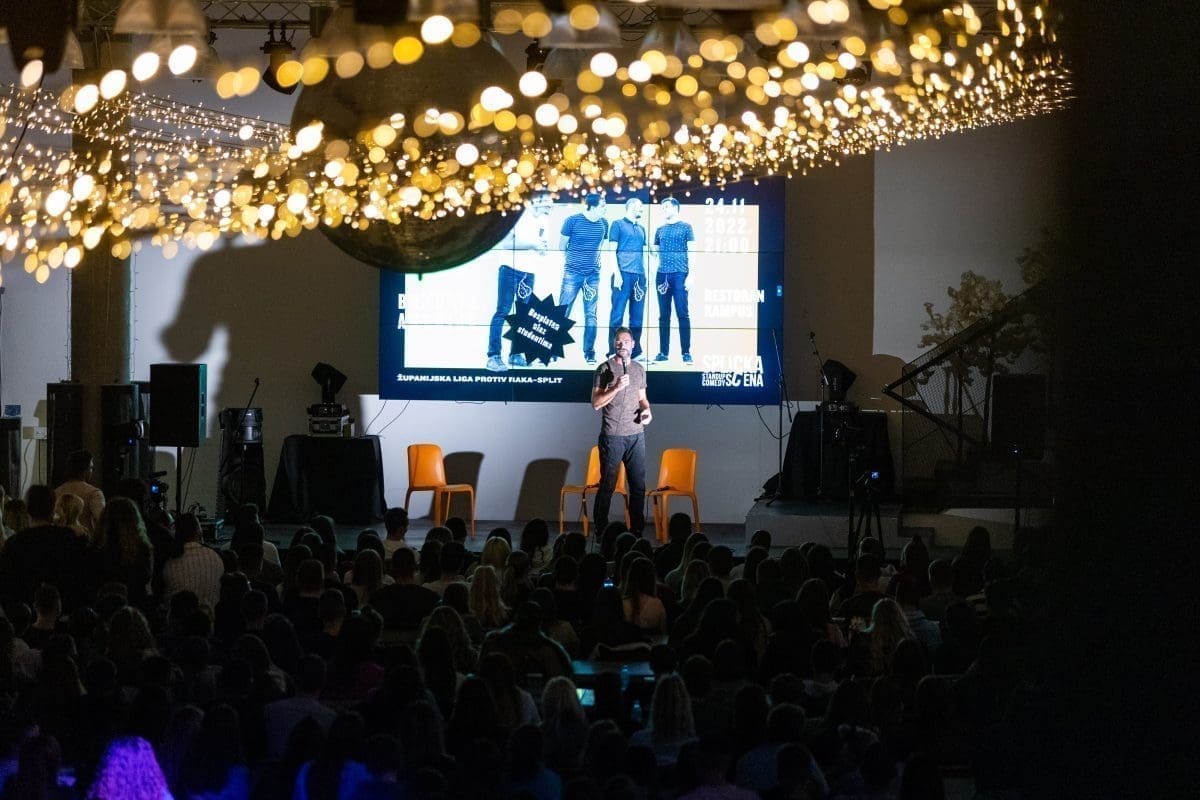 'MUDROLIJE O MUDIMA' U RESTORANU KAMPUS Studenti se odazvali u neočekivanom broju