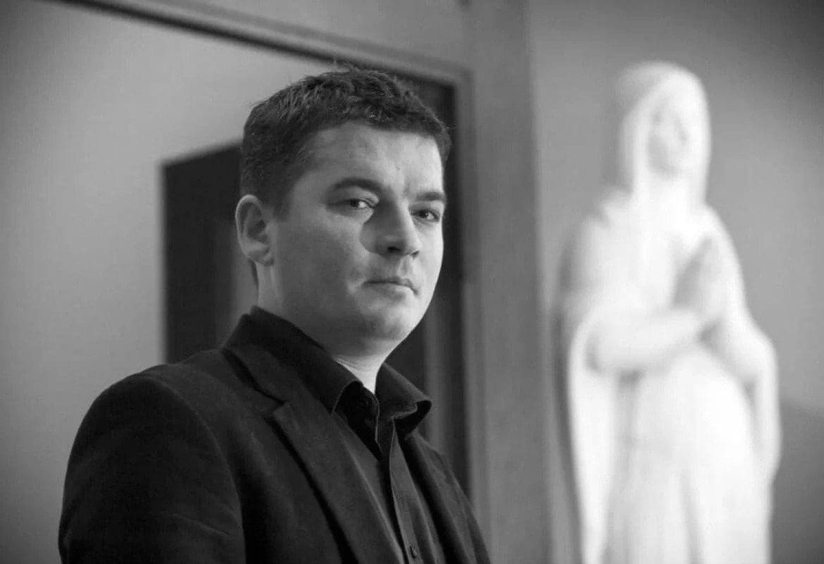 DALMACIJA ZAVIJENA U CRNO Preminuo je popularni župnik i član Torcide: "Počivaj u miru Božjem zasluženim snom pravednika"