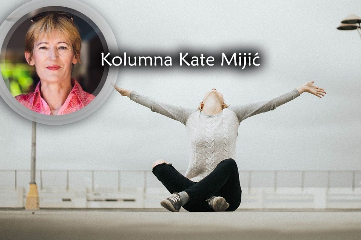 NE MOLI NIKOG, I OD NIKOG NIŠTA NE OČEKUJ Ako želiš spoznati što je ljubav, pogledaj u životinje, a ako želiš spoznati što je svirepost, pogledaj u čovjeka