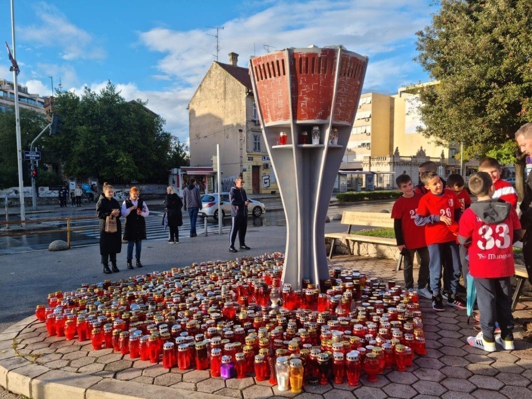 Najava otvorenja multimedijske izložbe i promocije knjige u Splitu