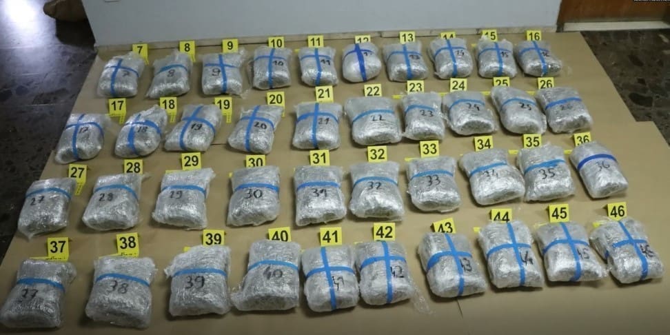 SUĐENJE DILERIMA IZ DALMACIJE DOŽIVJELO VELIKI OBRAT Promijenio taktiku pa navukao još već kaznu sebi i "pajdašima"