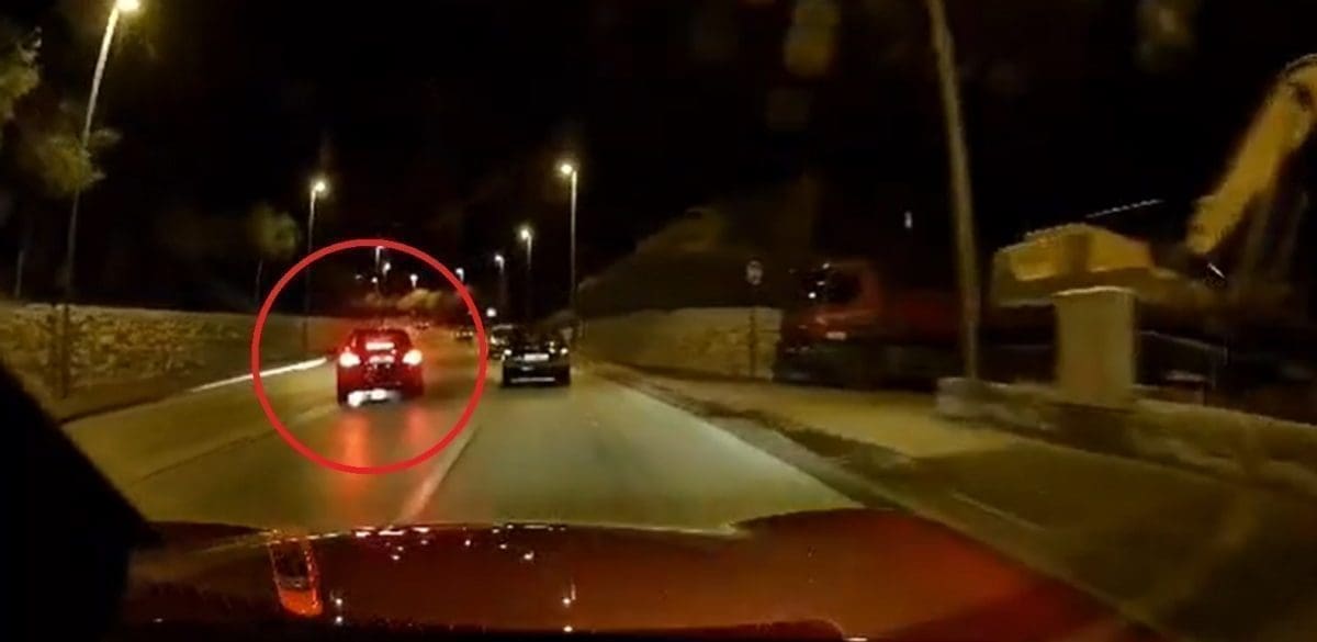 OVO LEDI KRV U ŽILAMA Snimka sa splitske prometnice je stravična: Djelić sekunde bio je dovoljan da se dogodi tragedija