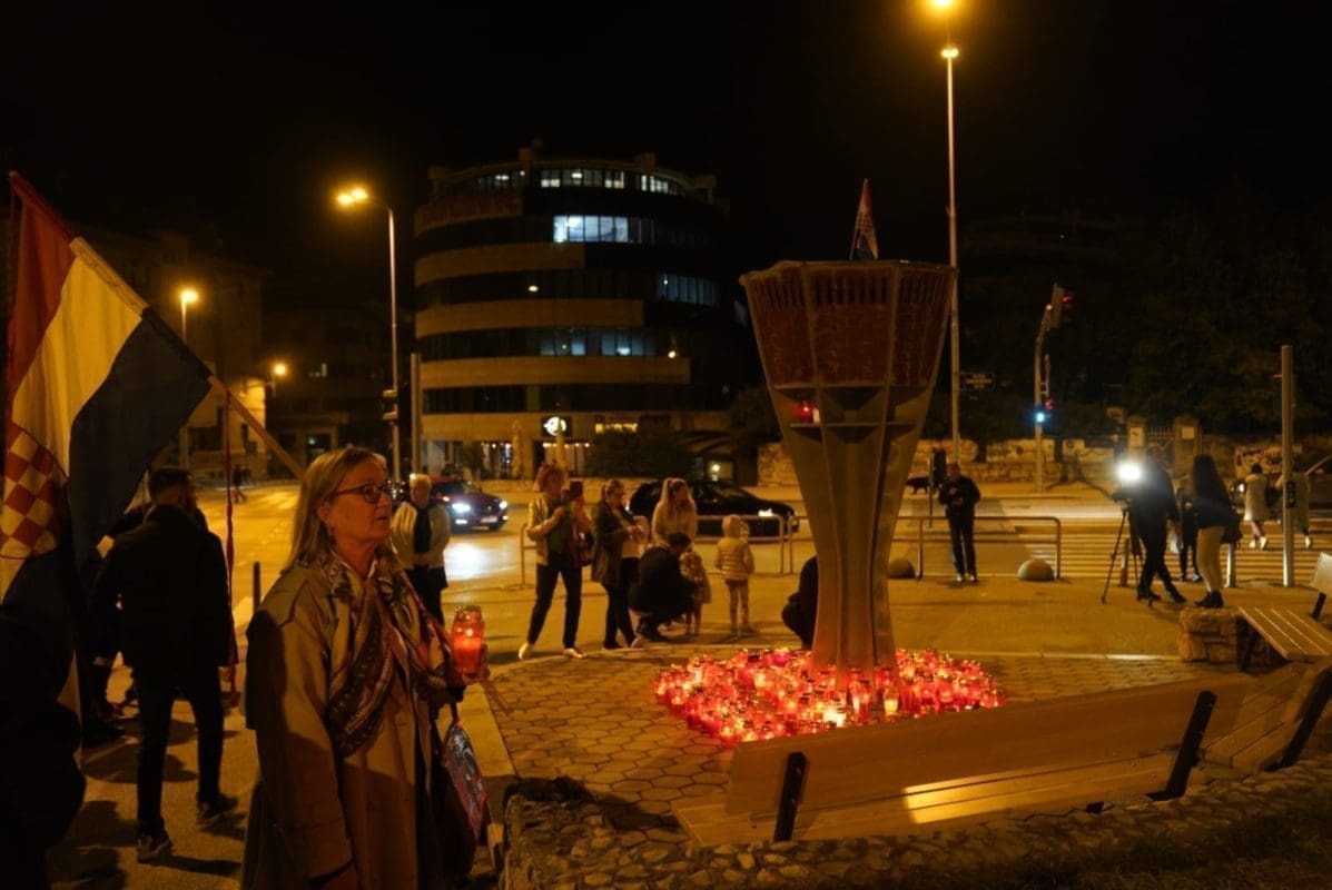 paljenje-svijeca-vukovarska(5)