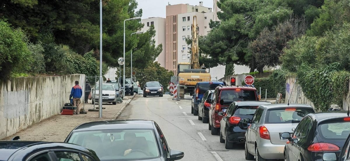 NIŠTA NOGOMET, NIŠTA REPREZENTACIJA Radovi na Pujankama idu svojim tijekom. Nema pauze kad igraju 'Vatreni'