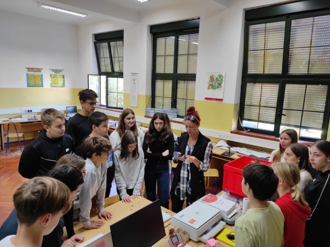 "Bilo kuda STEM svuda": Učenici iz Splita prisustvovali radionicama robotike i modelarstva