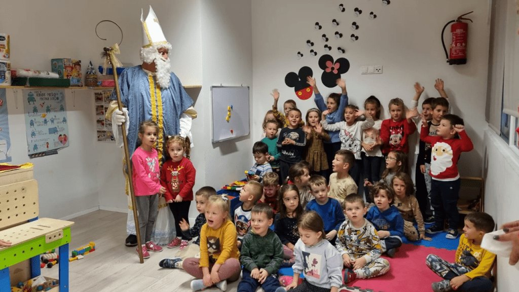 VIDEO Sv. Nikola u sinjskim dječjim vrtićima priredio djeci pravu bajku