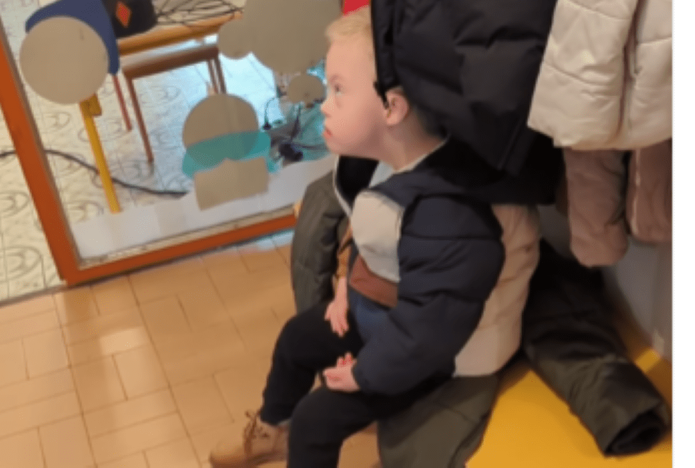 SLUČAJ KOJI ŠOKIRAO I UJEDINIO JAVNOST Sramotno ponašanja vrtića prema dječaku s Downovim sindromom. Majka objavila video koji slama srce