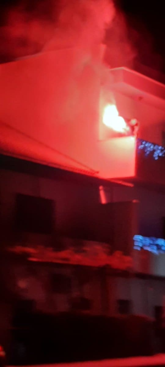 dugi-rat-slavlje-nakon-pobjede (1)