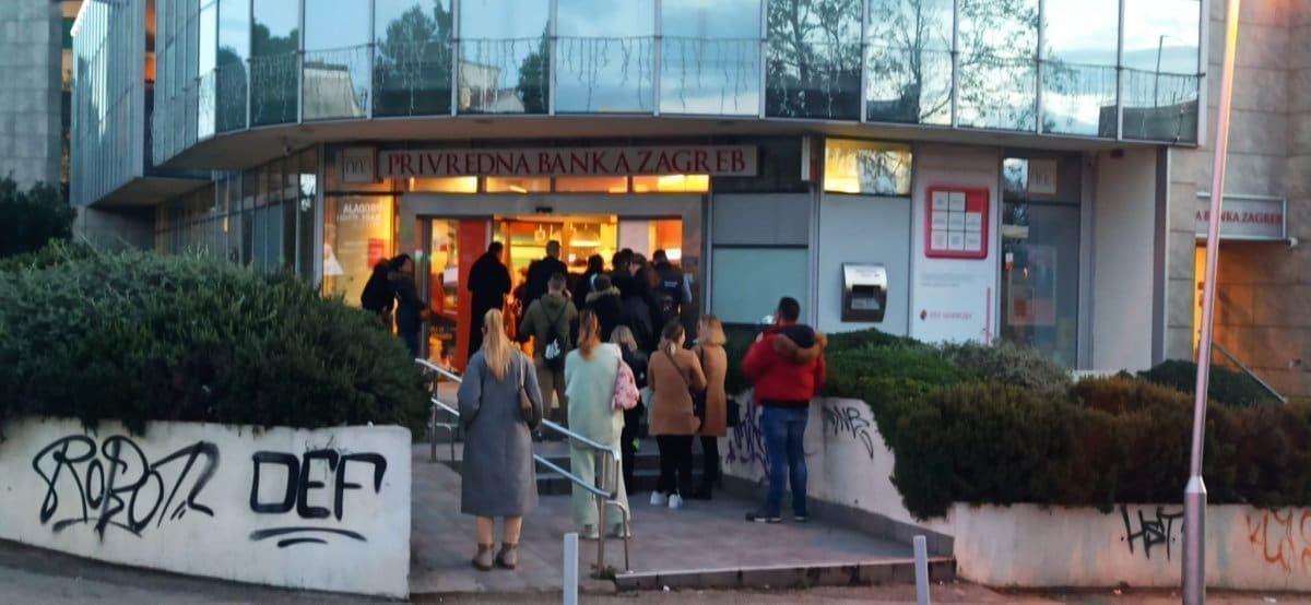 guzva-bankomat-pbz (1)