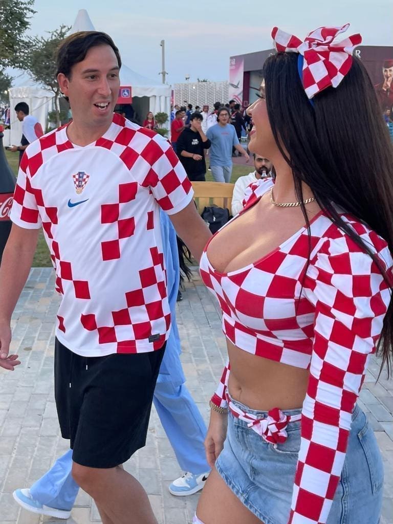 hrvatska-navijaci-katar (1)