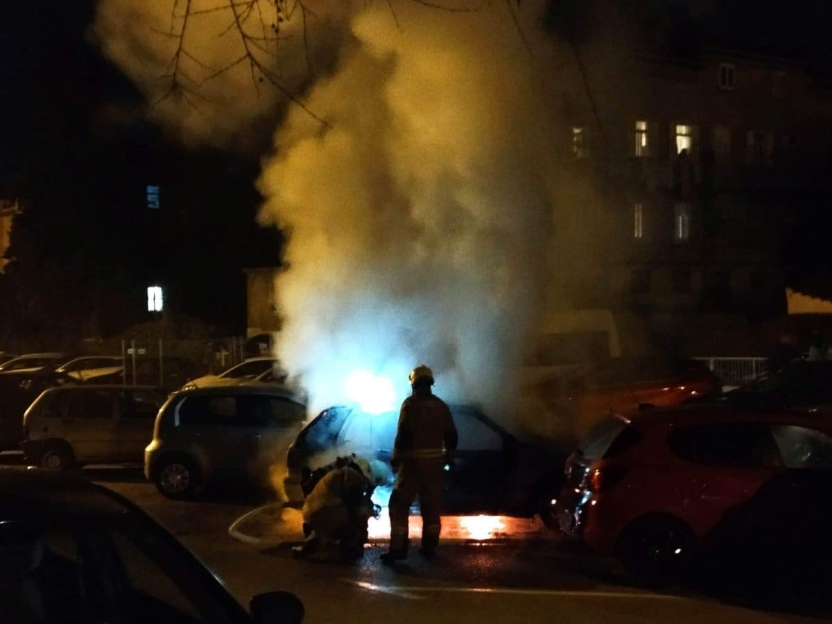 Poznato tko stoji iza požara na teretnim vozilima u Splitu i Solinu!