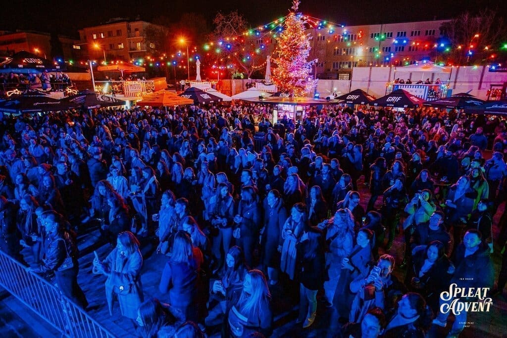 Božićni koncert Marka Tolje ove nedjelje na Starom placu, a u ponedjeljak nastupaju Tonči Huljić & Madre Badessa