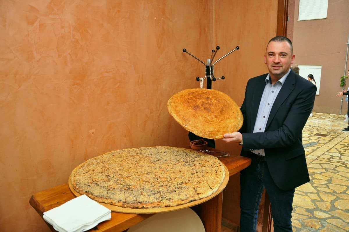 suncokret_ruralnog_turizma (1)