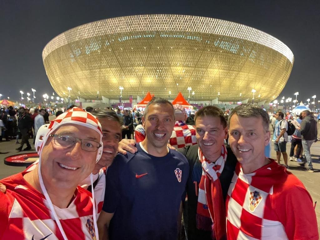 vatreni-katar-nn-naslovnica (1)