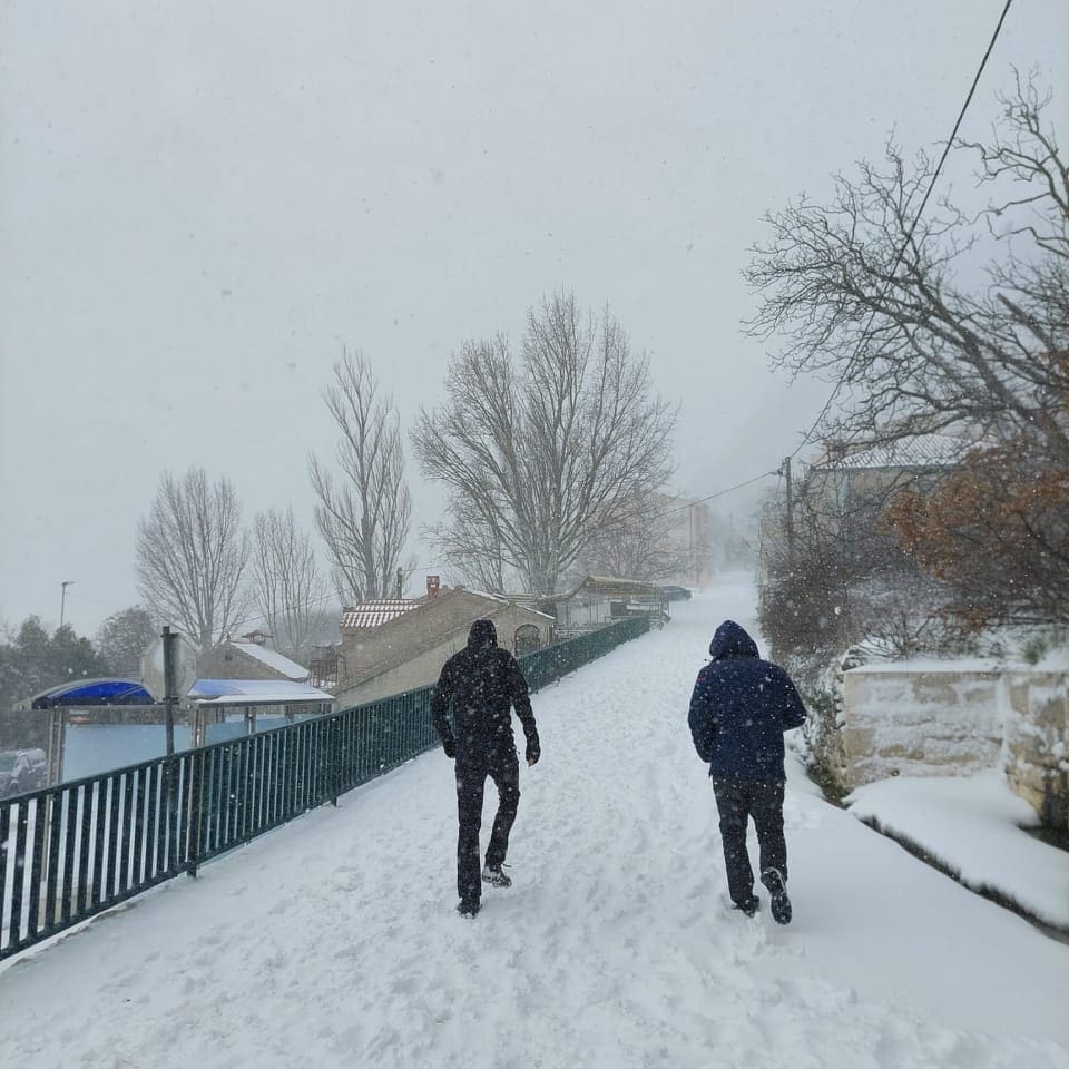 SNJEŽNE RADOSTI NA MOSORU Ivošević i Lolić uživaju u idili, ali pozivaju na oprez!