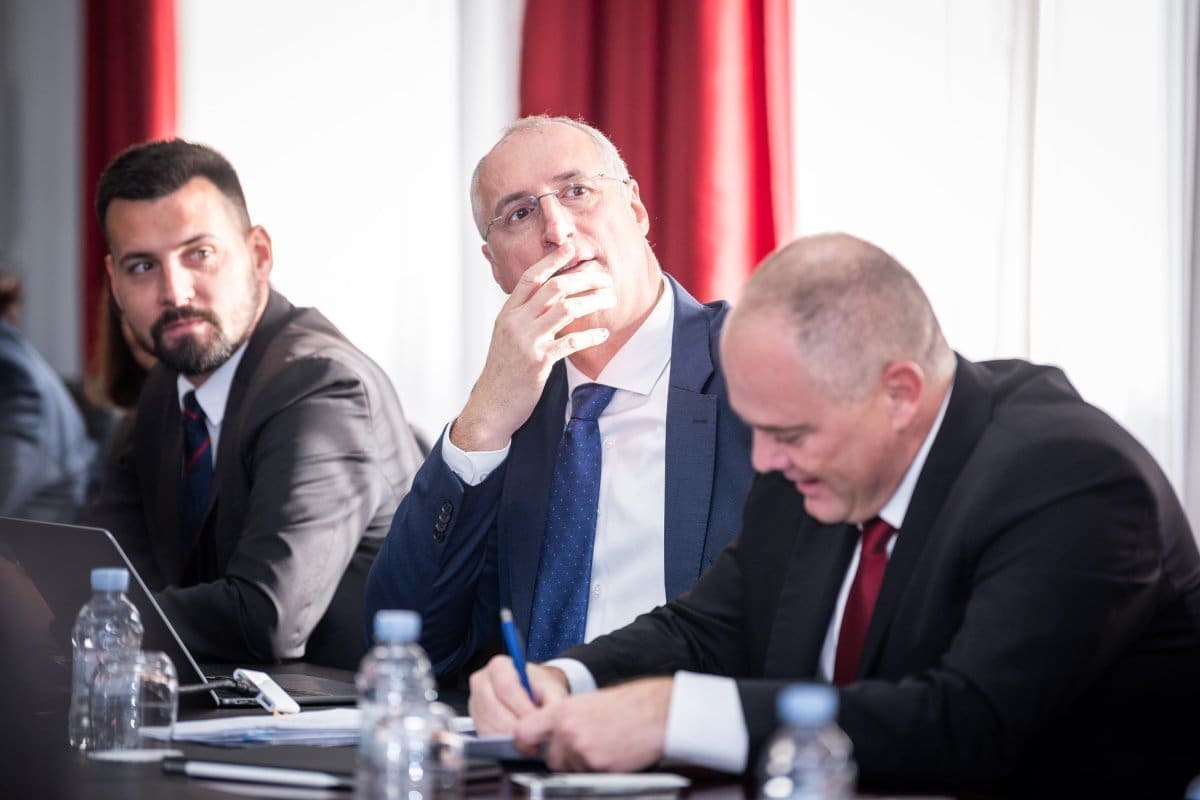 Predstavnici Europske investicijske banke boravili u Splitu, sastali se s Puljkom i suradnicima. Evo o čemu je bilo govora