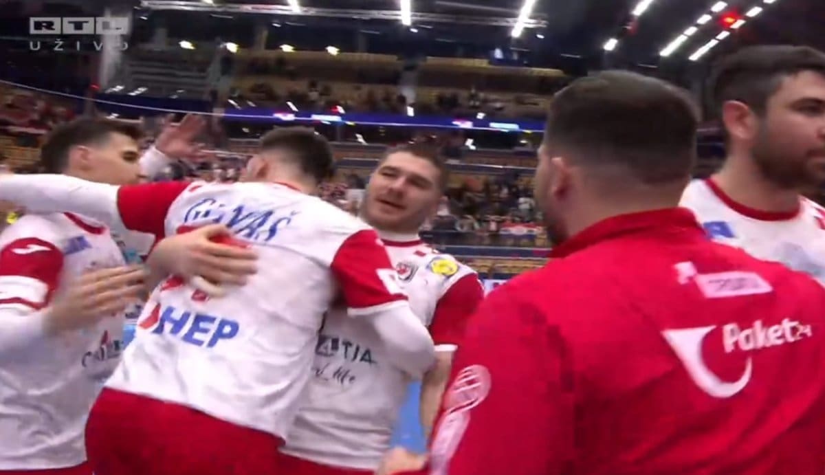 LAKO DO PRVIH BODOVA NA SVJETSKOM PRVENSTVU Kauboji deklasirali SAD!