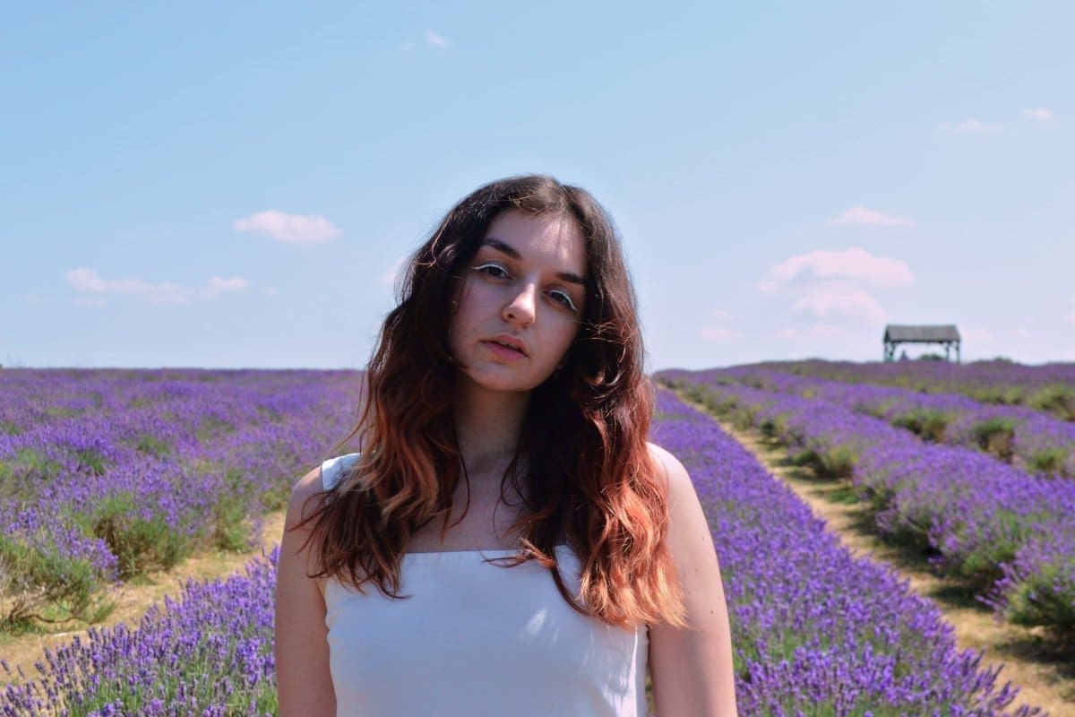 Mlada splitska kantautorica Martha May (23) ove godine debitirat će na Dori s pjesmom "Distance"