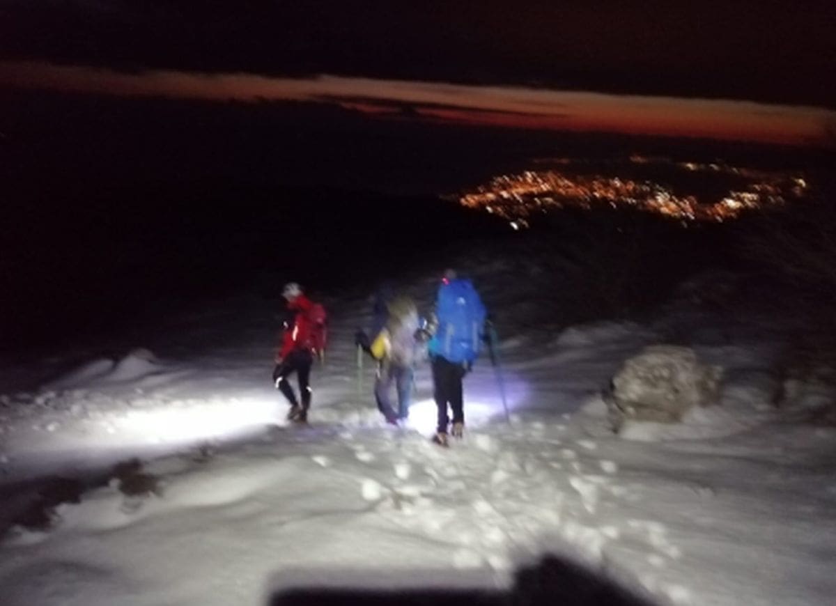 Opasni uvjeti na snježnom Mosoru, dvoje planinara spašeno - bili su iscrpljeni i uplašeni