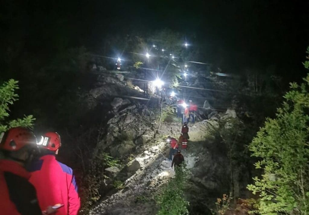 ZAMALO TRAGEDIJA Djeca sama planinarila na Mosoru pa se izgubila, uhvatio ih mrak