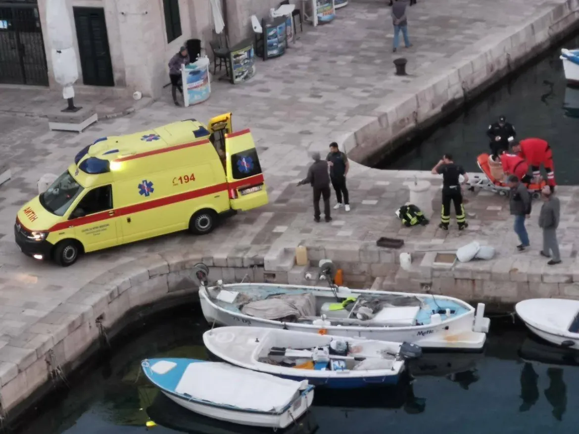 Gliser Hitne nije uspio doći do Splita. Ravnatelj: Otkazao je jedan motor i nisu veslali nazad