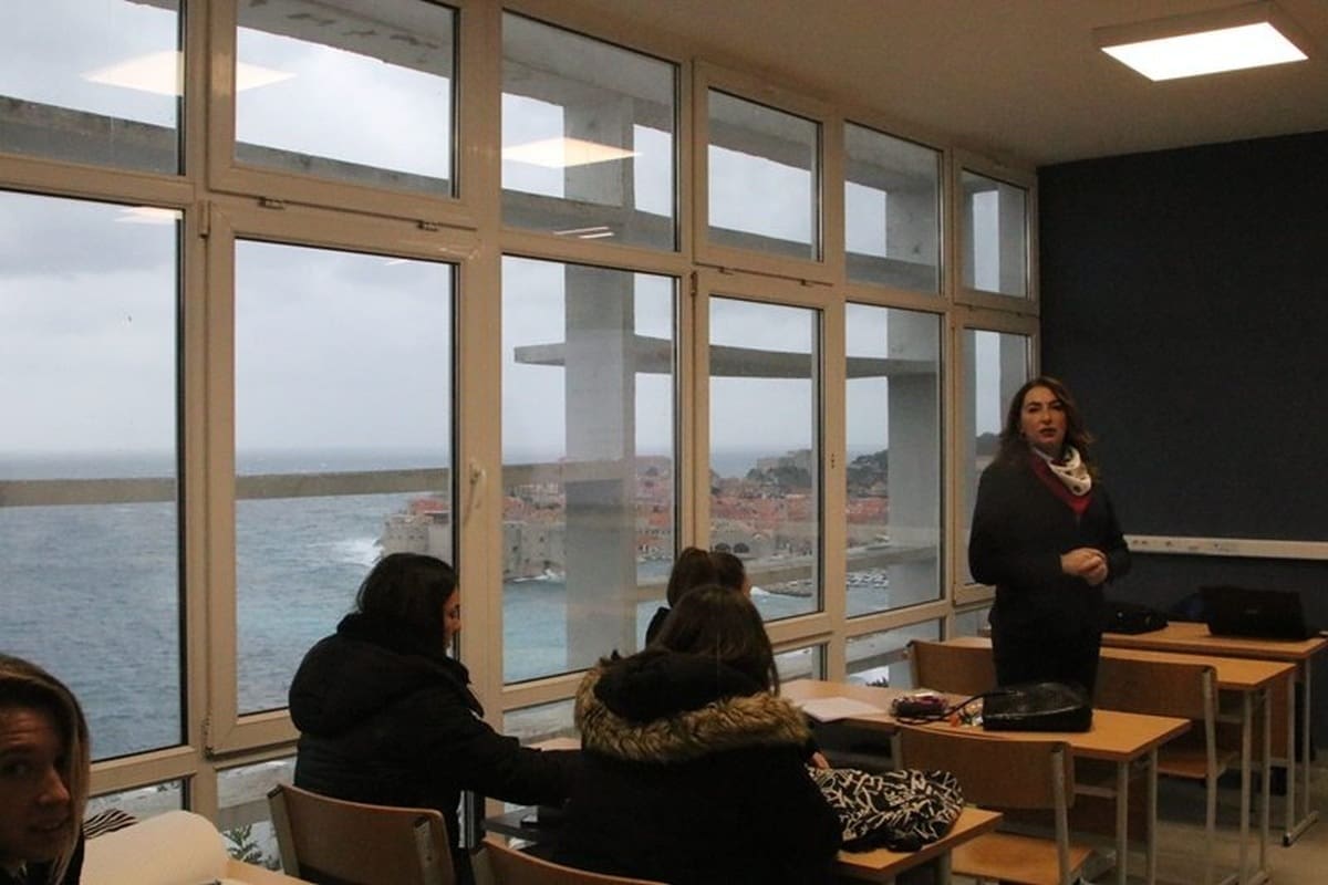 UČENICI SE VRATILI U STARU ZGRADU Ovo je trenutno najmodernija škola u Hrvatskoj