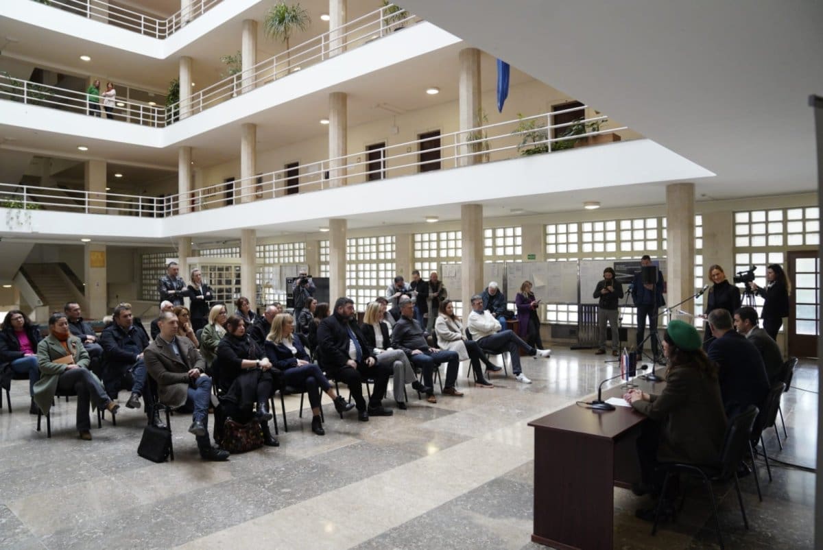 POSTAVLJAJU SE SOLARNI PANELI NA 14 OBJEKATA U SPLITU Godišnja ušteda iznosit će oko 100.000 eura