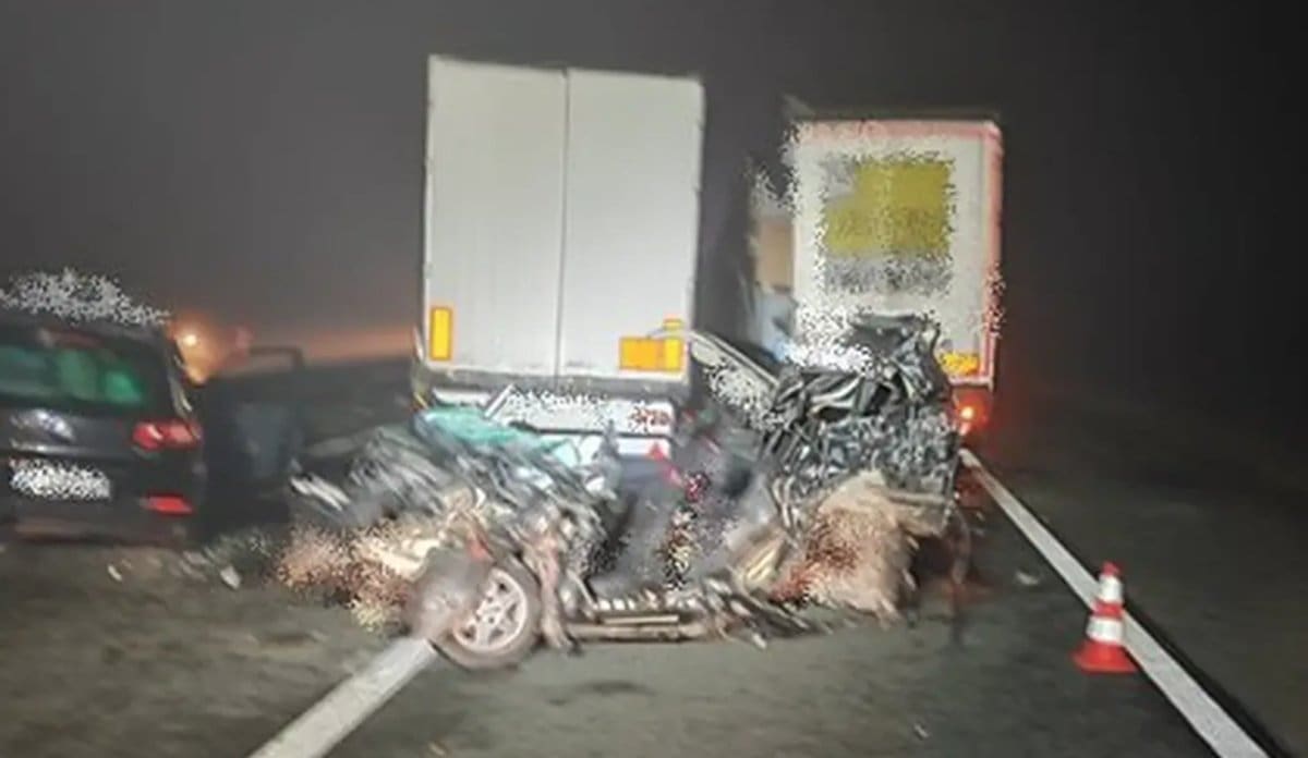 UŽAS I STRAVA Policija otkrila što se dogodilo na autocesti: Čak 22 vozila sudjelovalo u devet nesreća, poginuo muškarac